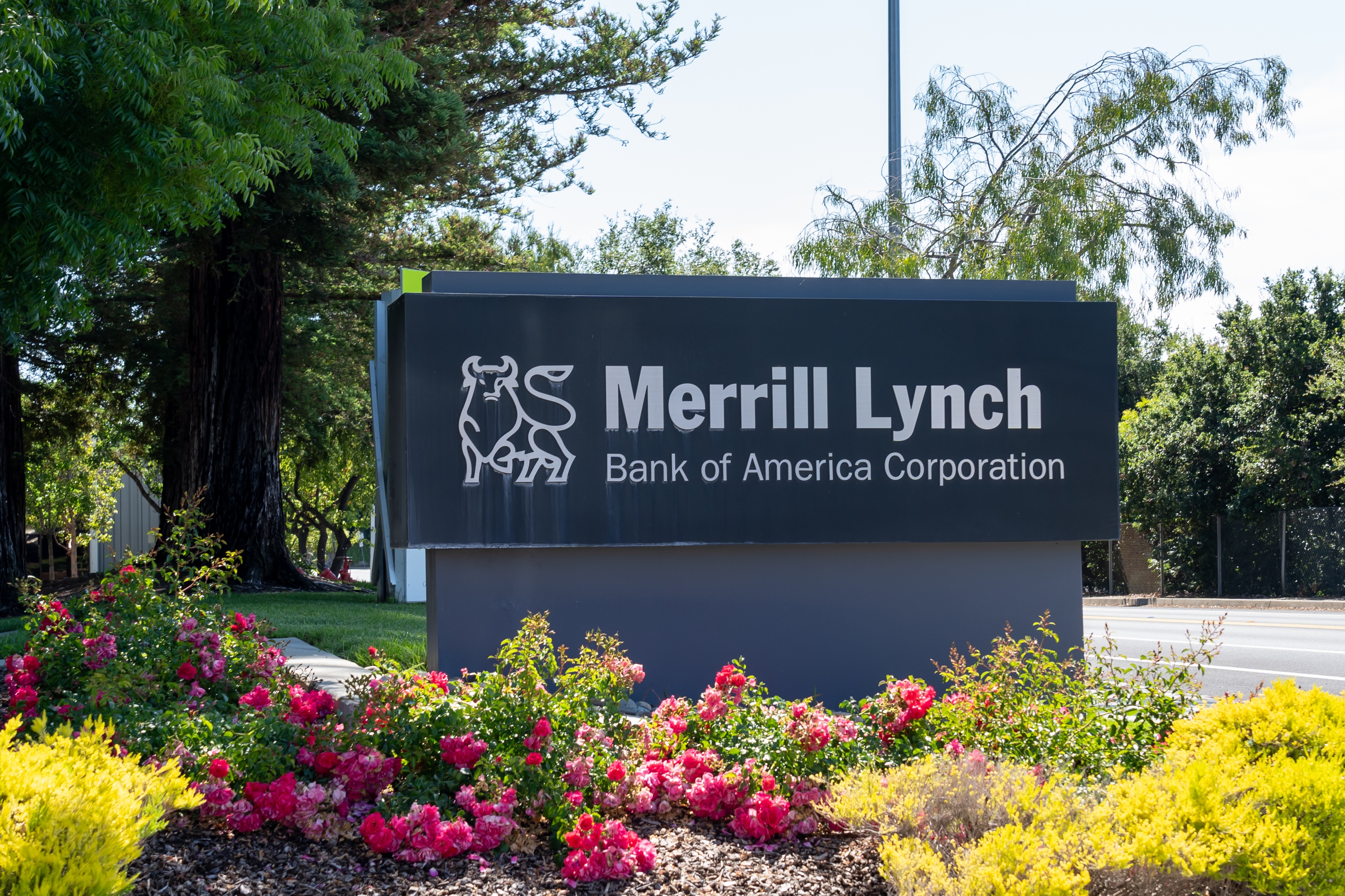 Merrill Recruits $13 Billion Morgan Stanley Institutional Team