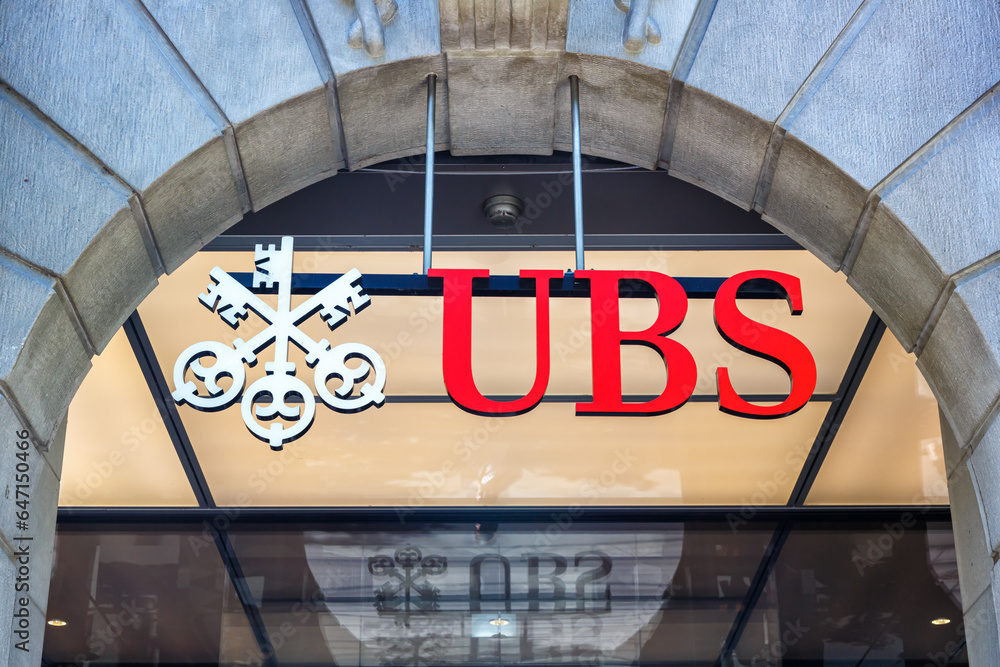 UBS Adds $300 Million Morgan Stanley Team in Cincinnati